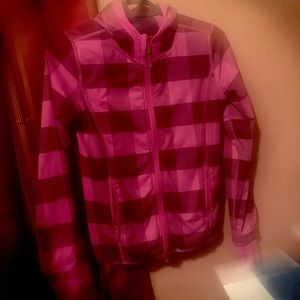 Girls reversible jacket . Purple and pink in colour size 12 youth nwot